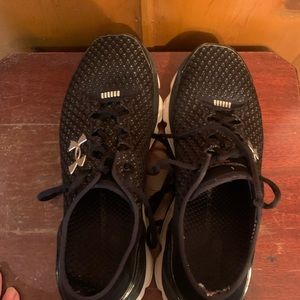 Under Armor black athletic shoes, gently worn, great shape.